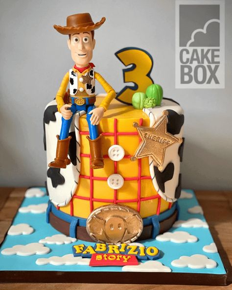 Toys Story Birthday Cake, Toy Story Woody Cake, Woody 1st Birthday Party, Toy Story Themed Birthday Cake, Woody And Buzz Cake, Toy Story Party Decorations Ideas, Woody Cake Toy Story, Toy Story 3rd Birthday Cake, Woody Birthday Party Ideas