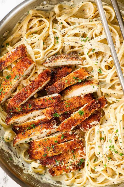 Grilled Chicken Ideas, Simple Chicken Alfredo, Healthy Chicken Dishes, Chicken Recipes Grilled, Simple Chicken Alfredo Recipe, Homemade Chicken Alfredo, Chicken Alfredo Fettuccine Recipe, Chicken Alfredo Recipe, Chicken Fettuccine Alfredo