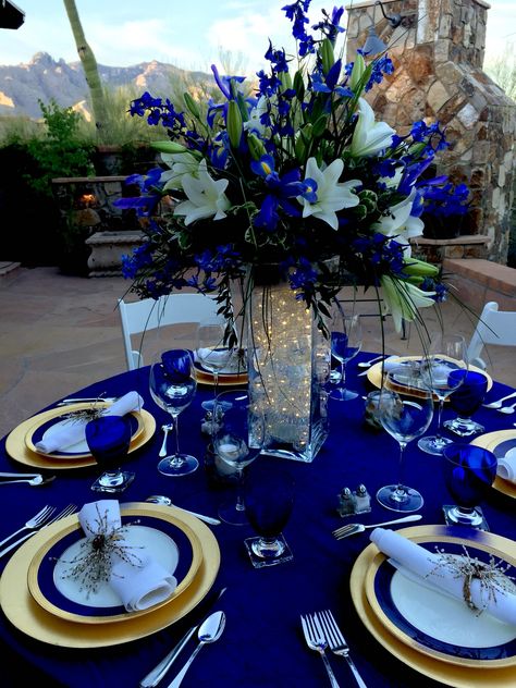 Blue Wedding Theme Centerpieces, Royal Blue Theme, Royal Blue Wedding Decorations, Royal Blue Wedding Theme, Royal Blue Quince, Royal Blue Quinceanera, Wedding Wallpaper, Blue Wedding Centerpieces, Blue Wedding Decorations