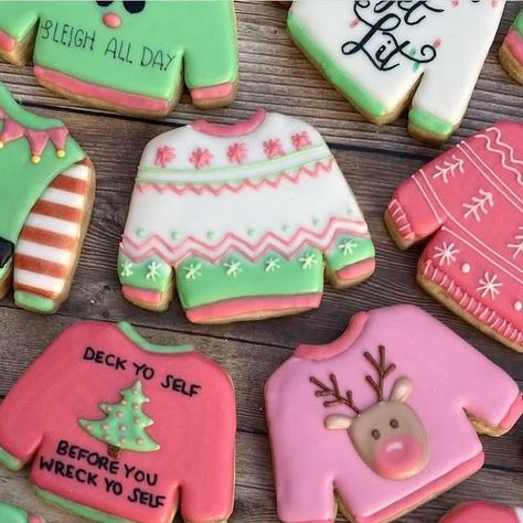 Stephanie Cholakian on Instagram: "Christmas fashion is in full force this week!! 7 more days!!!" Ugly Sweater Cookies Decorated, Sweater Cookies Decorated, Sweater Christmas Cookies, Ugly Sweater Cookies, Christmas Sweater Cookies, Ugly Christmas Sweater Cookies, Sweater Cookies, Ugly Sweater Cookie, Cookie Contest