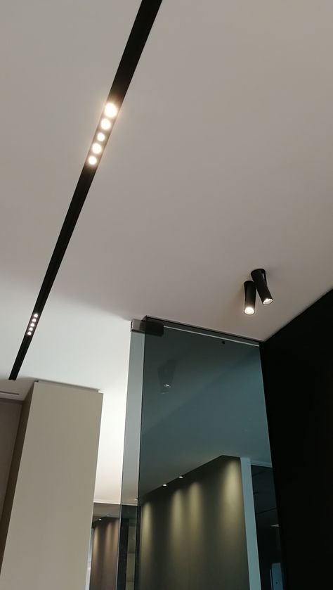 Celing Light, Small Office Design, Grey Interior Design, House Ceiling Design, Focus Light, Track Light, Ceiling Lamps, Mini Golf, False Ceiling