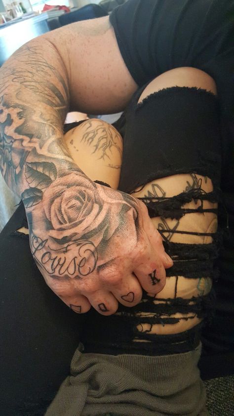 Rose tattoo girlfriends name Tattoo Girlfriend Name, Girlfriend Name Tattoos For Men, Girlfriend Name Tattoo, Names Tattoos For Men, Rose Hand Tattoo, Crazy Tattoos, Weird Tattoos, Name Tattoo, Name Tattoos