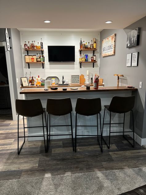 Basement Corner Bar Ideas, Corner Bar Ideas, Bar Wall Ideas, Basement Unfinished, Small Basement Bar Ideas, Small Basement Bar, Home Bar Wall, Basement Colors, Home Bar Plans