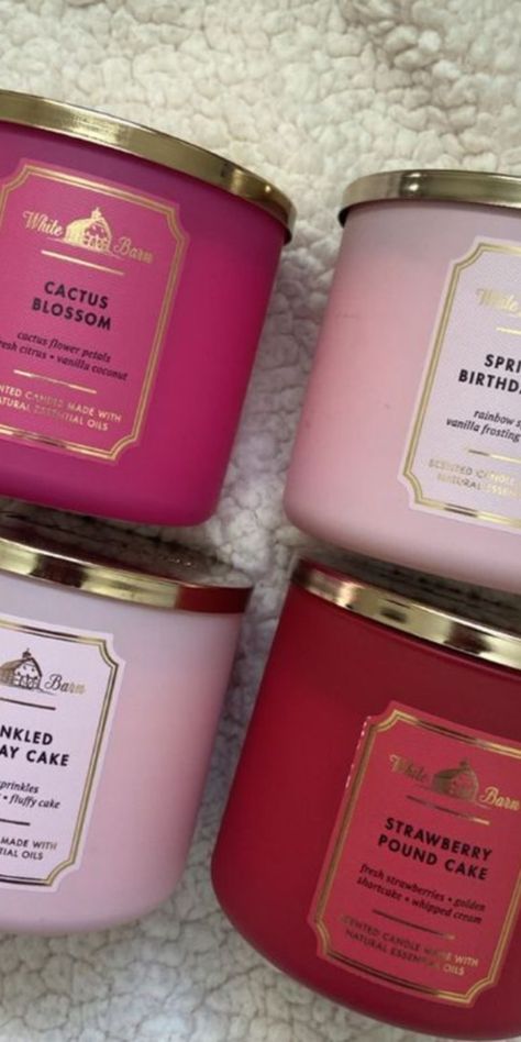 Why Are Bath And Body Works Candles So Expensive Preppy Bath And Body Works Candles, Candles From Bath And Body Works, Scented Candles Aesthetic Packaging, Bath And Body Works Candles Collection, Smell Good Candles, Bath & Body, Bath And Body Work Candle, Good Smelling Candles, Bath And Body Works Store