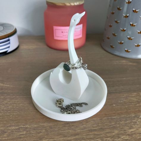 Swan Ring Jewellery Holder #jewelry #jewelleryaddict #elegant #swan #3dprinting Dish Organizer, Swan Ring, Swan Jewelry, Dish Organization, Crochet Bowl, Jewellery Holder, Jewellery Ring, Skull Clothing, Desk Toys