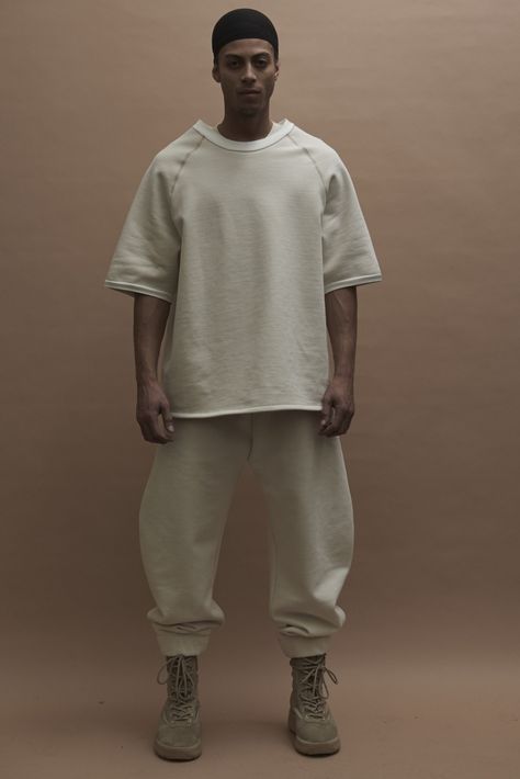 Yeezy Collection, Yeezy Season 3, Yeezy Fashion, F Men, Yeezy Season, Madison Square Garden, Streetwear Men Outfits, Mode Inspiration, Mens Streetwear