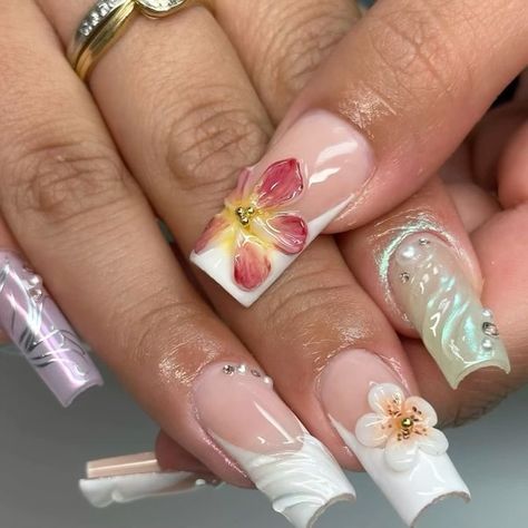 Flower Gel Nails, Illustration Outfit, Chrome Manicure, Hd Makeup, Nail Board, Hippie Nails, Mode Crochet, Cute Acrylic Nail Designs, Long Acrylic Nails Coffin