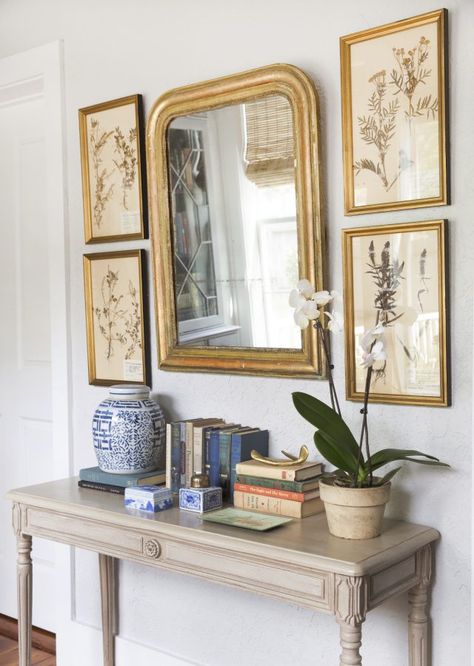 3 (Simple) Decorating Looks I Love - Emily A. Clark Grandmillenial Mudroom, Diy Console Table, Casa Country, Interior Minimalista, Foyer Decorating, Entry Way Design, White Cottage, Family Rooms, Decorating On A Budget