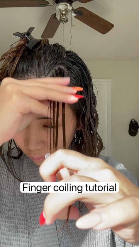 Finger Coiling, Hair Step By Step, Finger Coils, Wavy Hair Care, Curly Hair Care Routine, Curly Wavy Hair, Curly Hair Videos, Curls Hair, Hair Tips Video