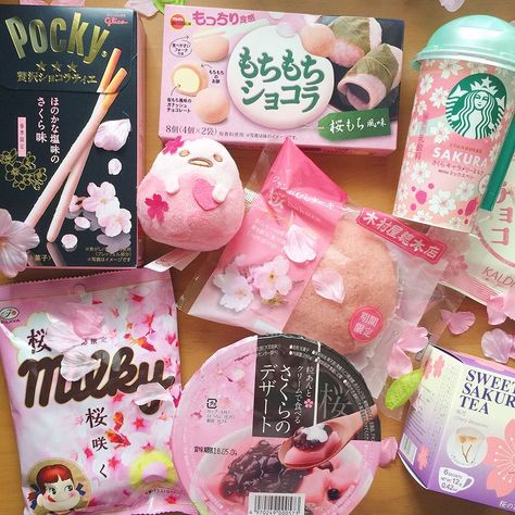 JapanLover.Me on Instagram: “Some sakura snacks we’ve found / spotted! Watch the video (read the description) on youtube.com/rainbowholicTV to know where we bought…” Craft Organization Diy, Sakura Mochi, Japanese Party, Visiting Japan, Japan Candy, Japanese Sakura, Asian Snacks, Ice Cream Candy, Cute Snacks