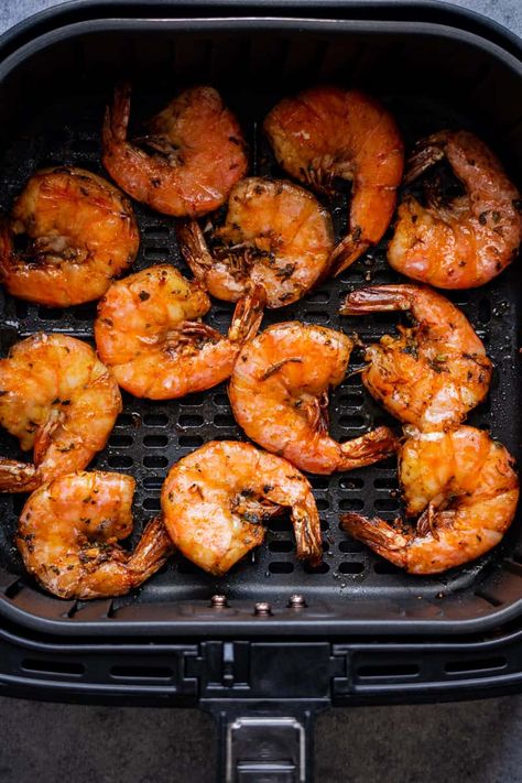 Old Bay Shrimp, Air Fryer Shrimp, Spicy Shrimp Recipes, Pesto Shrimp, Seafood Recipe, Easy Seafood, Stuffed Shells Recipe, Shrimp Recipes Easy, Cooking Seafood