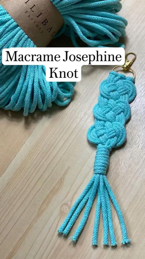 Easy macrame knot tutorial Josephine knot - a unique and beautiful knot to try on a keychain ❤️ in 2022 | Macrame patterns, Macrame, Diy keychain Macrame Knot Tutorial, Josephine Knot, Knot Keychain, Simpul Makrame, Knot Tutorial, Pola Macrame, Keychain Macrame, Easy Macrame, Free Macrame Patterns