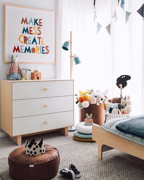 Make Mess Create Memories! Fun art work for a colourful kids room. Own Room, Colorful Kids Room, Kids Room Inspiration, Toddler Bedrooms, Big Boy Room, Diy Tips, Kids Room Design, Remodel Bedroom, Toddler Room