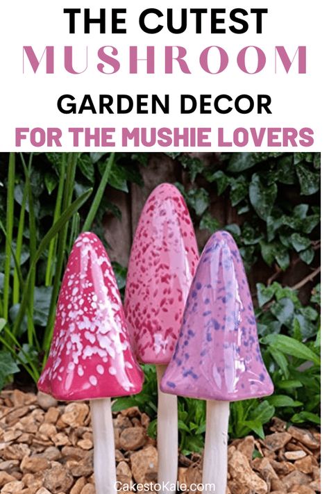 Mushroom Statue Garden, Making Mushrooms For Garden, Ceramic Garden Mushrooms, Diy Mushrooms For Fairy Garden, Diy Mushroom Decorations, Garden Mushroom Decor, Glass Mushrooms For Gardens, Diy Garden Mushroom Decor, Diy Mushroom Garden Decor