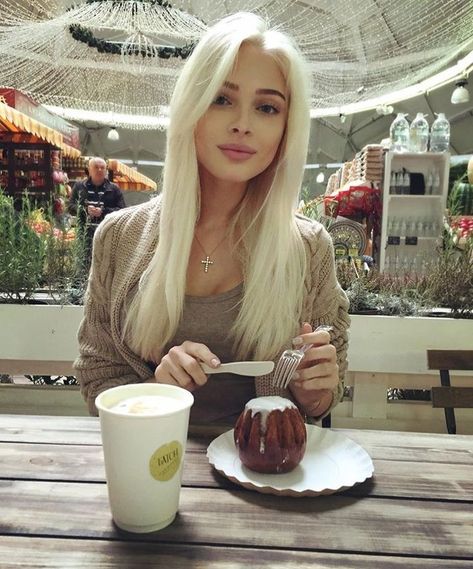 aria vitiello | bound by honour/love Alena Shishkova, Effortless Hairstyles, Bleach Blonde, Long Blonde Hair, Hair Inspo Color, Platinum Blonde, Blonde Beauty, Inspirational Women, Beautiful Eyes