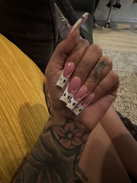 Baddie Nails Long, Nail Inspo Hello Kitty, Nails Baddie, Kitty Nails, Hard Nails, Baddie Nails, Hello Kitty Nails, Short Square Acrylic Nails, Dope Nail Designs