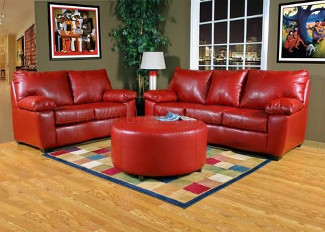 Red Leather Sofa Living Room, Red Leather Couch Living Room, Red Leather Couch, Red Sofa Living, Leather Couch Decorating, Leather Couch Living Room, Red Sofa Living Room, Red Leather Couches, Red Couch Living Room