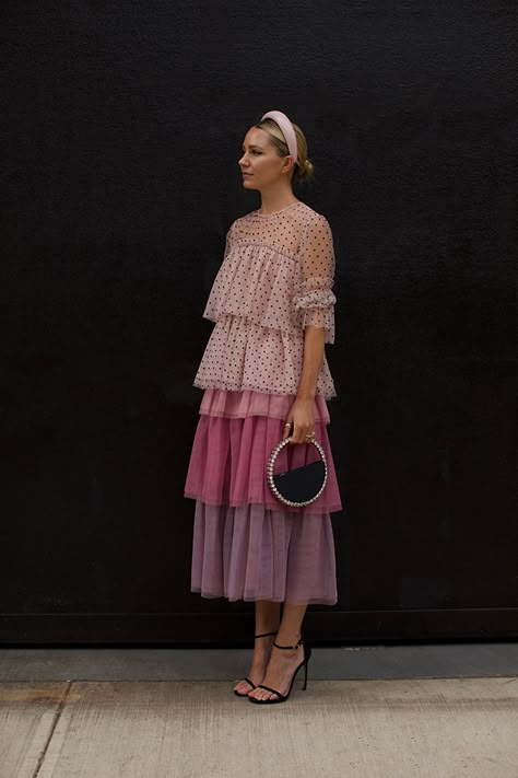 Tiered Tulle Skirt, Blair Eadie, Tulle Top, Tulle Midi Skirt, Looks Street Style, Mode Inspo, Inspiration Mode, Looks Style, Mode Inspiration