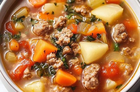 Sausage and Vegetable Soup - Recipessin Spicy Sausage And Lentil Soup, Vegan Sausage Soup, Vegetable Sausage Soup, Italian Sausage Vegetable Soup, Vegetable Soup With Meatballs, Sausage And Cabbage Soup, Sausage Vegetable Soup, Sausage And Kale Soup, Bow Tie Pasta