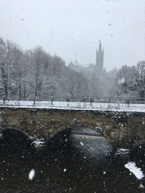 Glasgow Christmas, Scotland Winter Aesthetic, Scotland Glasgow Aesthetic, Scotland Snow, Glasgow West End Aesthetic, Snowy Scotland, Scotland Aesthetic, Glasgow Architecture, Yule Ball