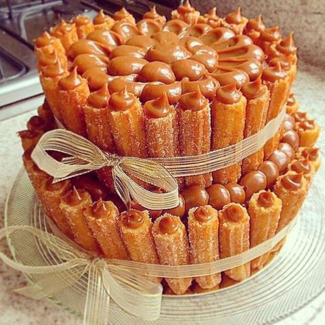 Churro Cake with Cajeta (caramel)  My next Birthday Cake Churro Cake, Dessert Shop, Brazilian Food, Food Cakes, Beignets, Cakes And More, Let Them Eat Cake, Cake Desserts, Sweet Recipes