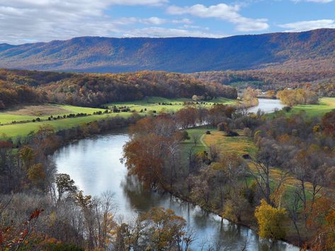 South Fork of The Shenandoah River, Shenandoah River State… | Flickr Shenandoah Mountains, Shenandoah River, Virginia Travel, Virginia Is For Lovers, Colorful Places, Shenandoah Valley, Shenandoah National Park, Blue Ridge Mountains, Scenic Drive