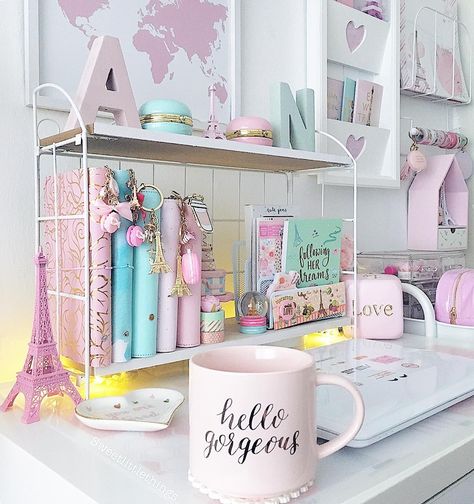 Girly Office Space, Girly Office, Pastel Bedroom, Girly Room Decor, Room Organisation, Study Desk Decor, Pastel Room, Study Room Decor, Girly Room