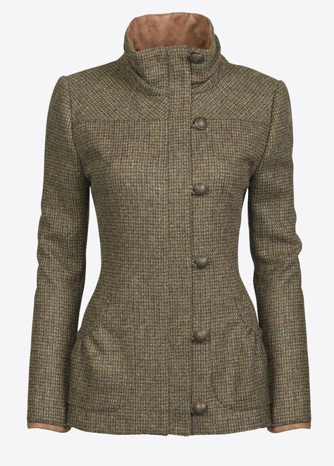 Equestrian Vibes: 11 Finds Our Co-Founder Susie Matheson is Loving | The Scout Guide Ladies Tweed Jacket, Dusk Summer, Pijamas Women, Womens Tweed Jacket, Country Attire, Womens Tweed, Estilo Country, Smart Women, Vintage Gowns