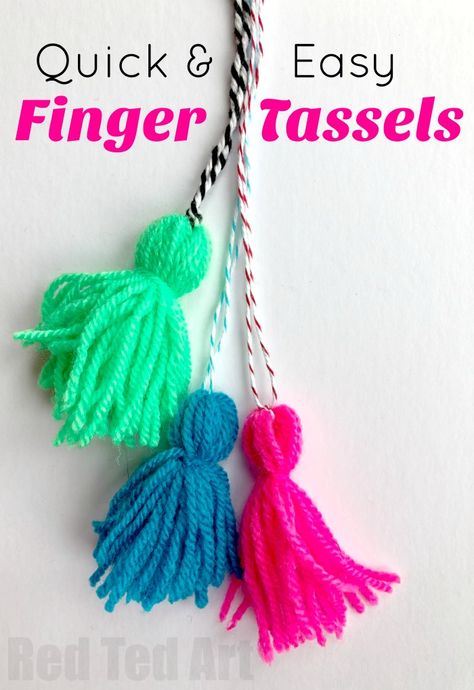 How to make a tassel - a quick and easy method for making a tassel with your fingers! Make A Tassel, Craft Bazaar, Library Crafts, Breakfast Recipies, Red Ted Art, Pom Crafts, Arts And Crafts For Teens, Gift Crafts, Easy Arts And Crafts