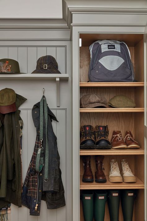 This elegant grey boot room helps you to stay in control. Floor-to-ceiling cupboards conceal heavy outdoor coats, and open shelving is perfect for hats, gloves and scarves. Boot Drawer Storage, Lobby Storage, Coat Cupboard, Tom Howley Kitchens, Boot Rooms, Boot Room Utility, Tom Howley, Horse Tack Rooms, Tack Rooms