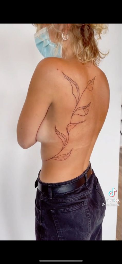 Rib And Back Tattoo, Wrap Around Tattoo Back, Floral Body Tattoos Women, Back To Side Tattoos Women, Side To Back Tattoos Women, Back Line Work Tattoo, Leaves On Back Tattoo, Big Simple Tattoos For Women, Big Dainty Tattoos