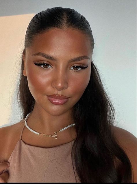 Daytime Makeup, Thick Brows, Beauty Makeup Photography, Formal Makeup, Natural Glowy Makeup, Dewy Makeup, Stunning Makeup, Makeup For Black Women, Makeup Geek