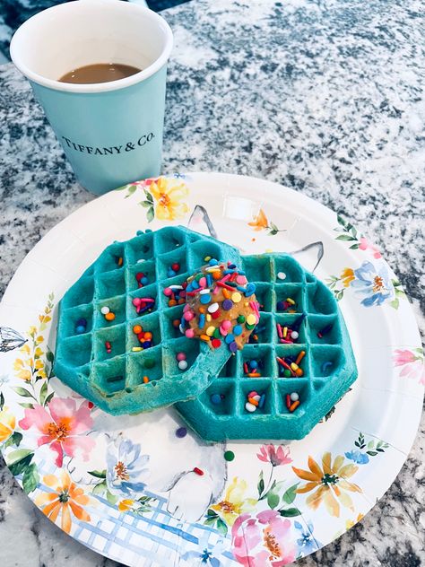 Teal Tiffany& Co coffee cup and Mermaid waffles Mermaid Breakfast Food, Mermaid Breakfast, Mermaid Bar, Magic Birthday, Colorful Desserts, Blue Desserts, Unicorn Magic, Birthday Breakfast, Blue Food