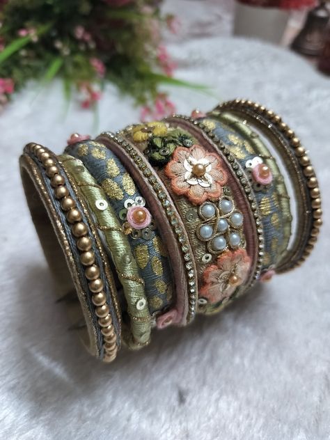 Handmade Bangles Diy, Cotton Thread Bangles, Bangal Designs, Homemade Bangles, Embroidery Bangles, Bangles Craft, Diy Bangles, Underwater Fashion, Silk Thread Earrings Designs