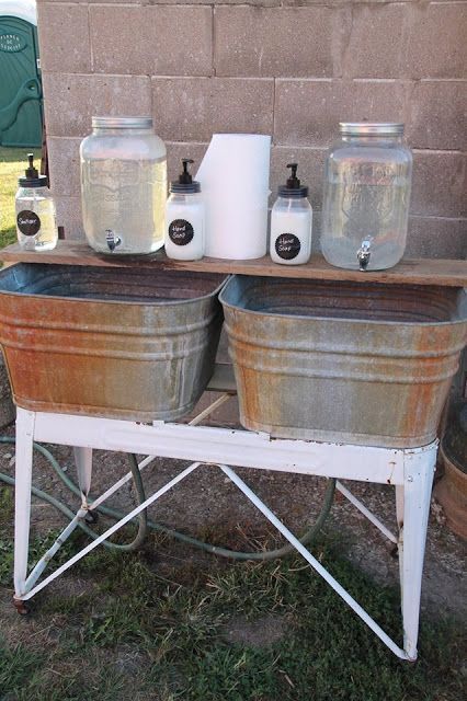 Barbecue Wedding, Crawfish Party, Backyard Movie Party, Crawfish Boil Party, Backyard Graduation Party, Country Boil, Low Country Boil, Barn Party, Hand Washing Station