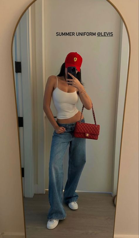 Red Hat Outfit, Diesel Heels, Slick Back Hairstyle, Hat Outfit Summer, Girls Night Drinks, Chanel Cream, Gucci Skirt, White Summer Tops, Insta Poses