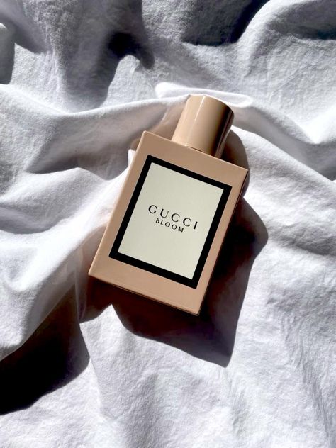 Reflector of my heart Parfum Gucci, Koleksi Makeup, Koleksi Parfum, Singer Dr, Gucci Perfume, Gucci Bloom, Fragrances Perfume Woman, Perfume Collection Fragrance, Perfume Scents