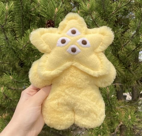 Stuffies Aesthetic, Star Plushies, Cursed Plushies, Moon Plushie, Aesthetic Plushies, Star Plush, Star Child, Plush Design, Doll Plushies