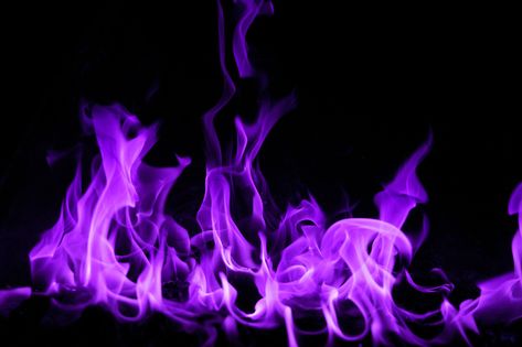 How to Make Purple Fire How To Make Purple, Zestaw Ikon, Purple Flame, Flame Test, Purple Vibe, Dark Purple Aesthetic, Purple Fire, Neon Purple, Blue Flames