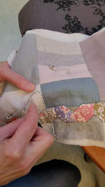 Irina 🔸 on Instagram: "It is always fascinating to see how a bit of hand stitching completely changes the look of patchwork. This panel is almost ready. I use Perle cotton #8 for hand quilting. I wish I had enough linen scraps to make a simple quilt and embellish it in the same way as this panel. Happy Thursday, and may you find some time to do what you love! #handquilting #handquiltedtexture #handstitching #nordiccraftervideos #nordiccrafter #epppattern #workinprogress #handquiltingtips # Hand Pieced Quilts, Simple Quilt, Quilting Videos, Perle Cotton, Applique Quilting, Almost Ready, Paper Piecing Quilts, Had Enough, Panel Quilts