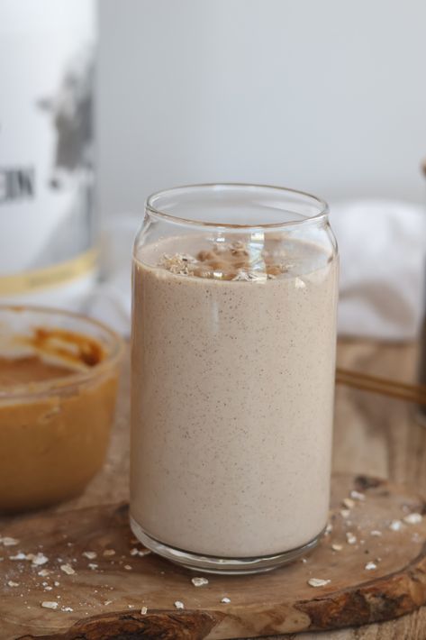 Vanilla Smoothie with Protein Powder No Protein Powder Smoothie, Orgain Vanilla Protein Powder Recipes, Vanilla Protein Powder Recipes Smoothies, Vanilla Protein Recipes, Smoothie With Protein Powder, Smoothie With Protein, Vanilla Smoothie Recipes, Vanilla Protein Smoothie, Aip Foods