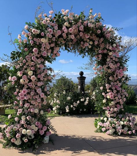 #event #aesthetic #floral #flowers #peony #roses #famous #archway #losangeles #walkway Anand Karaj, Floral Archway, Rosé Theme, One Fine Day, Wedding Deco, Arch, Peonies, Dream Wedding, Wedding Decorations