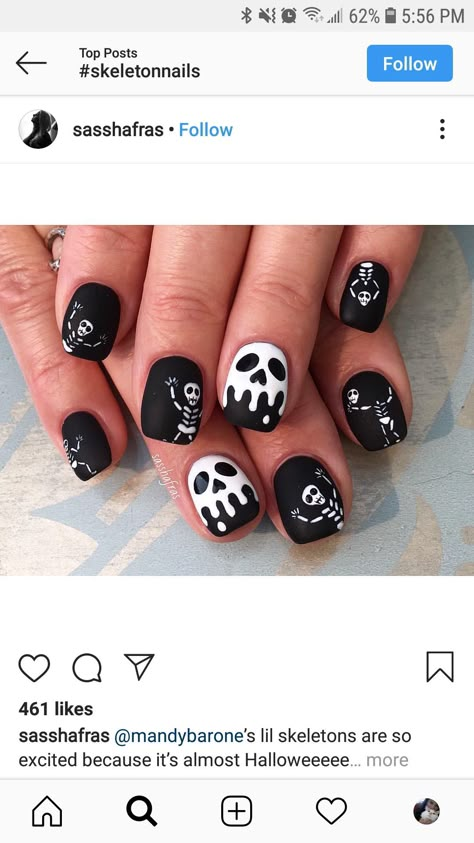 Simple Skull Nails, Megan Nails, Halloween Short Nails, Spooky Manicure, Boy Nails, Halloween Nails Designs, Nail Art Designs 2023, Round Nail Designs, Halloween Nail Art Designs