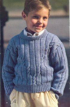 Kids Sweater Pattern, Boys Knitting Patterns Free, Aran Sweaters, Knitting Patterns Boys, Jumper Knitting Pattern, Pull Bebe, Baby Cardigan Knitting Pattern, Aran Sweater, Boys Knits