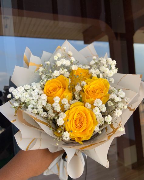 Elegance in every petal Dream Dates, Relationships Goals, Flower Bouquets, My Birthday, Relationship Goals, Flowers Bouquet, Bouquets, Dates, The First