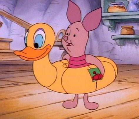 Piglet Disney, Piglet Winnie The Pooh, Winnie The Pooh Pictures, Disney Icons, Cute Winnie The Pooh, Winnie The Pooh Friends, Cartoon Profile, Cartoon Profile Pictures, Old Disney