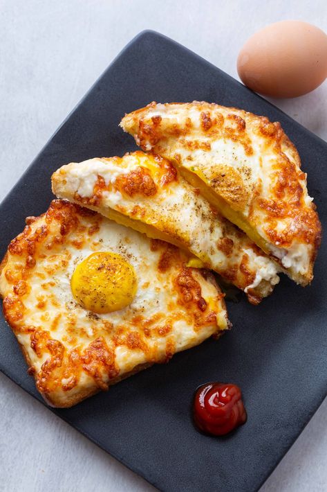 Egg in a Hole with an Air Fryer | Breakfast Egg Toast - Chili in a pod Air Fryer Egg Toast, Egg Toast Air Fryer, Breakfast Air Fryer Recipes, Air Fryer Breakfast Recipes, Egg Toast Breakfast, Fried Egg On Toast, Air Fryer Breakfast, Egg In A Hole, Gordon Ramsay Recipe