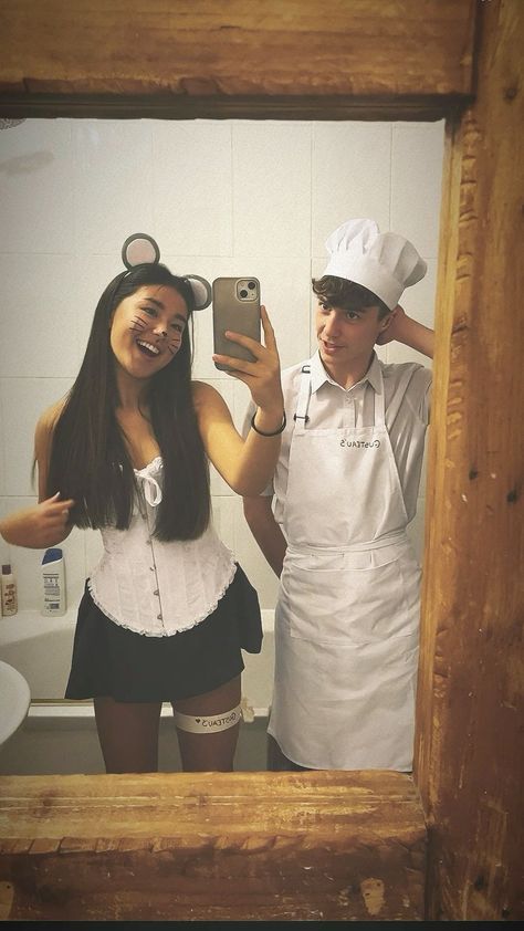 Ratitoue Costume, Ratatoullie Couples Costume, Rattatouie Couple Costume, Remy And Linguine Costume, Chef And Ratatouille Costume, Linguine Ratatouille, Ratatouille Couple Costume, Ratatouille Costume, Ratatouille Disney