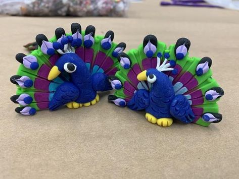 Make A Peacock With Polymer Clay Workshop | Kids Out and About Hudson Valley Clay Peacock, Toy City, Clay Art For Kids, Clay Workshop, Clay Creatures, Peacock Crafts, Rainbow Party Decorations, Beautiful Peacock, City Kid