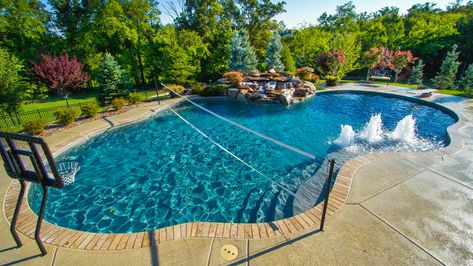 Sport Pool Design, Sports Pool Design, Nice Pools, Farm Backyard, Cocktail Pools, Barn Pool, Sports Pool, Amazing Pools, Diving Boards